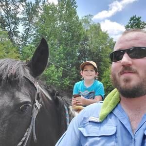 Meet your Posher, Justin